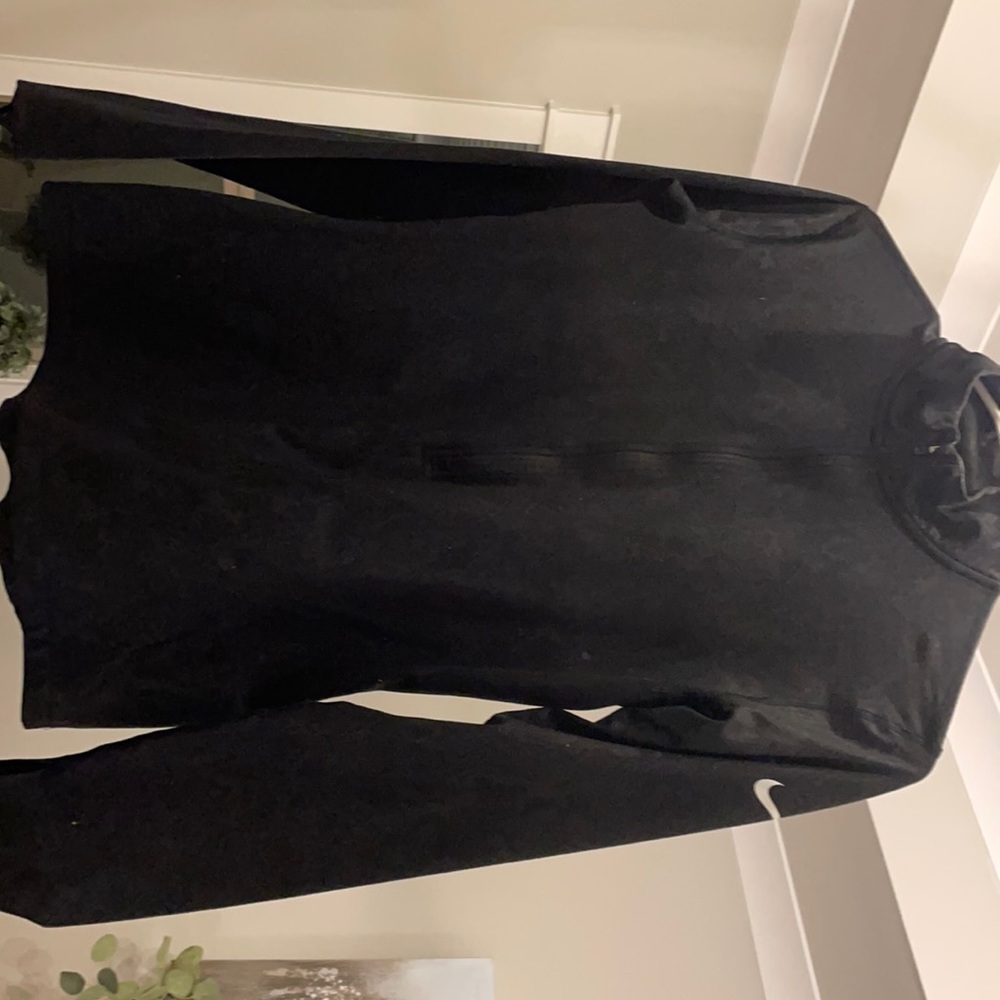 Black Nike dri-fit sweater